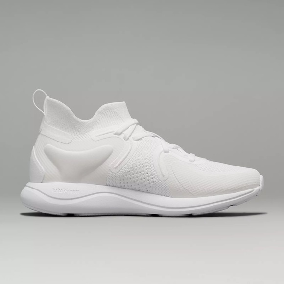 Women's Chargefeel 2 Mid Workout Shoe - Picture 5 of 13